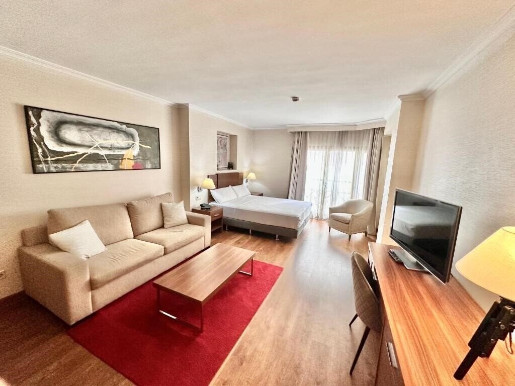 Зображення Aparto-Hotel Rosales 3*