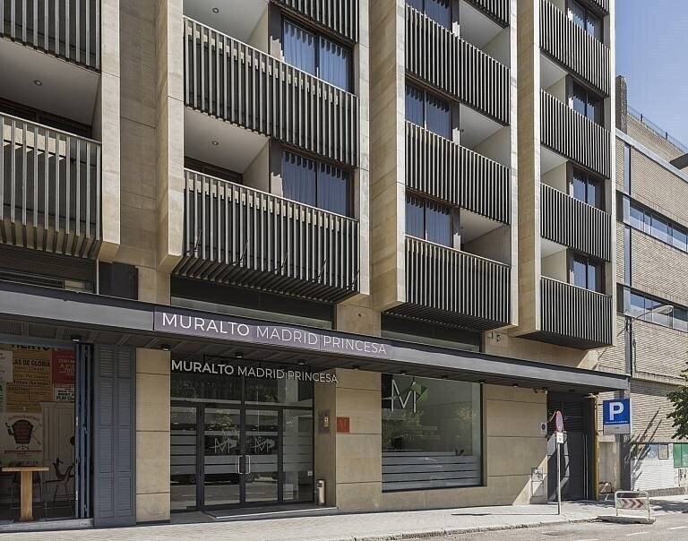 Готель Aparto-Suites Muralto 3*