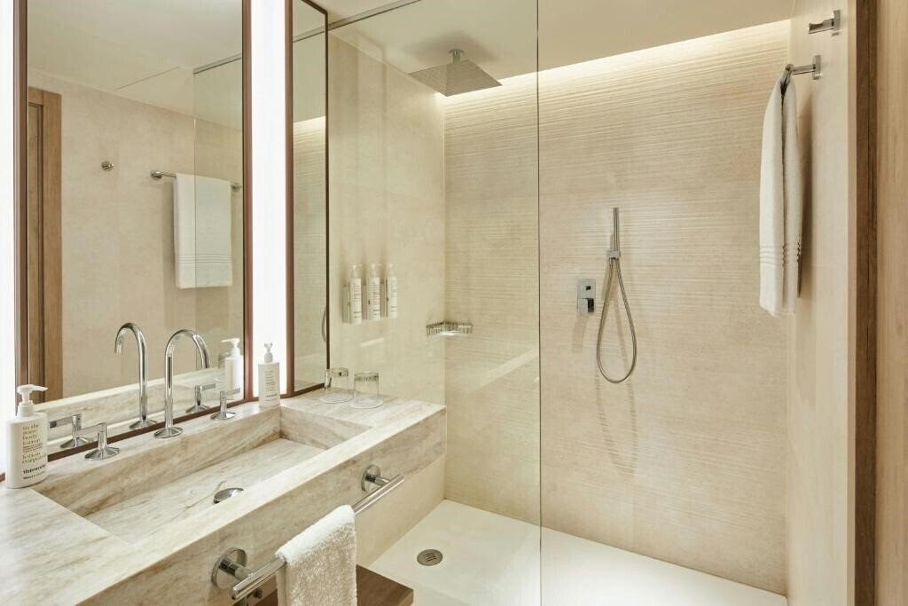 Фотографія Madrid Marriott Hotel Princesa Plaza 4*