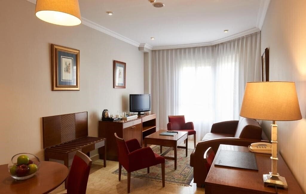 Картинка Barrio de Salamanca Suites 4*
