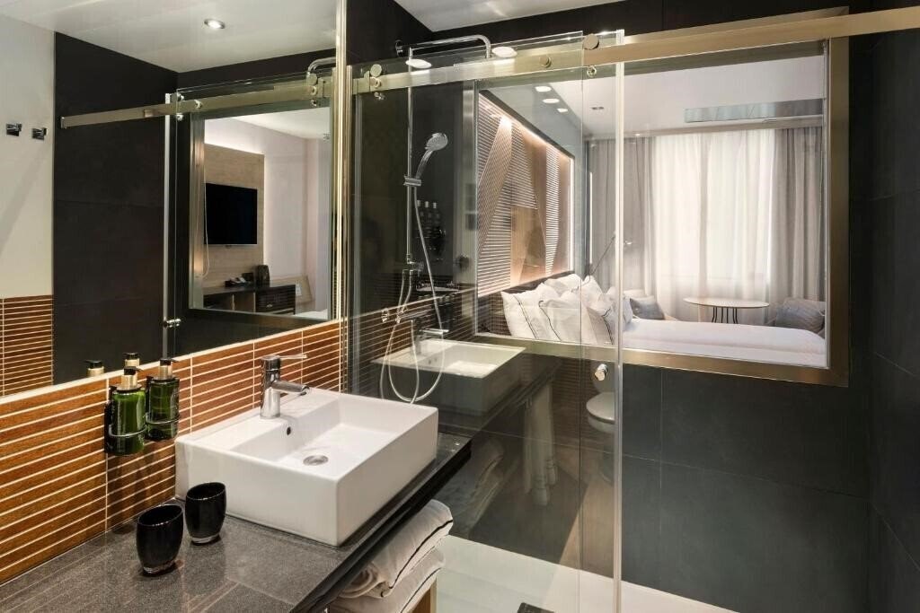 Фотографія Melia Avenida America 4*