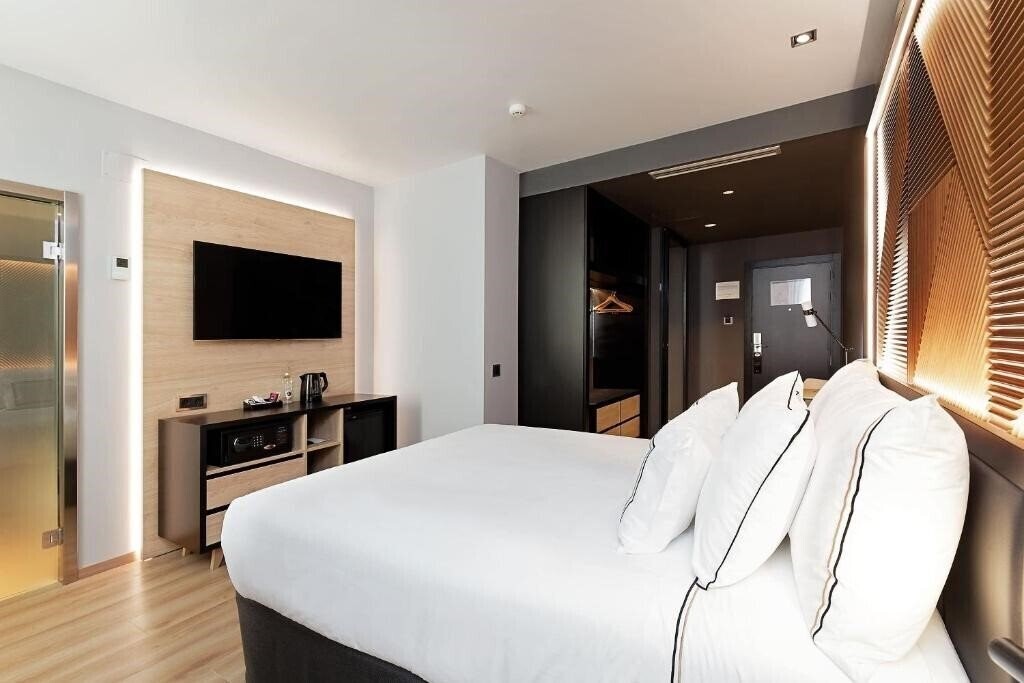 Картинка Melia Avenida America 4*