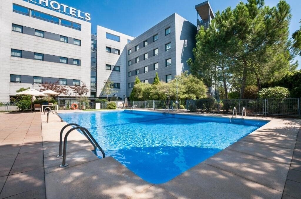 Готель Exe Madrid Norte 4*