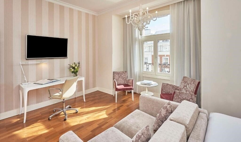 Фото NH Collection Madrid Abascal 4*