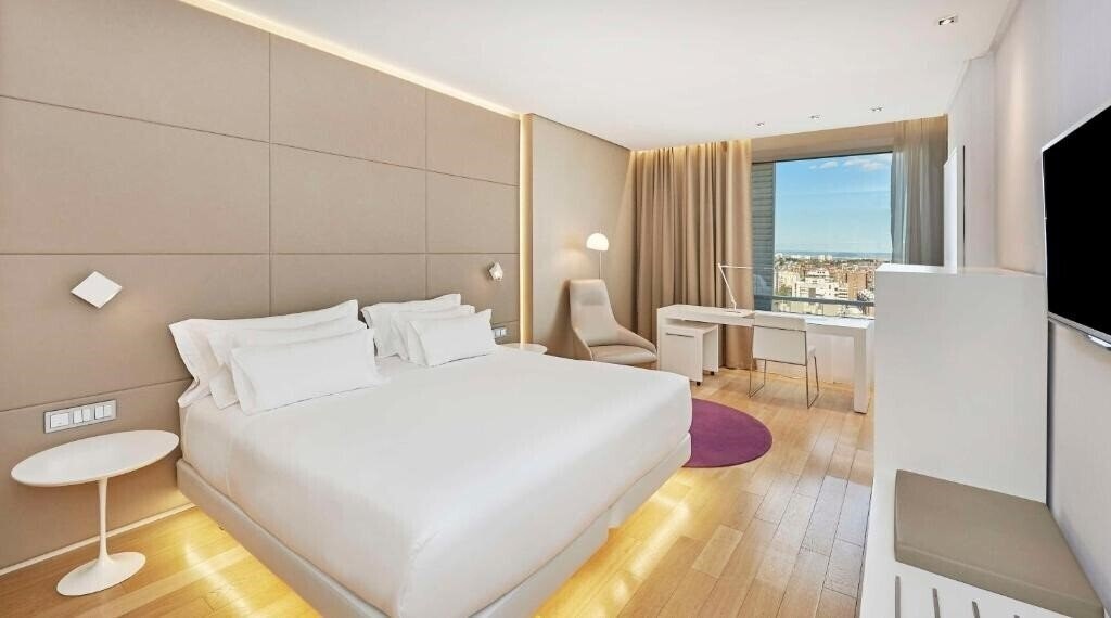 Картинка NH Collection Madrid Eurobuilding 4*