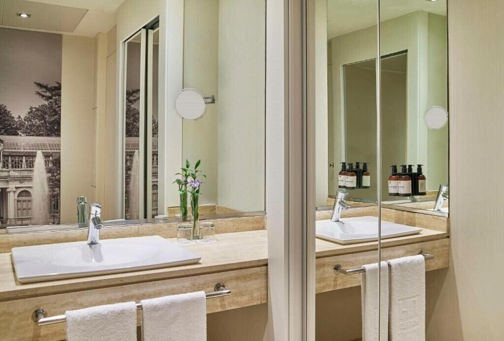 Зображення NH Madrid Nacional 4*