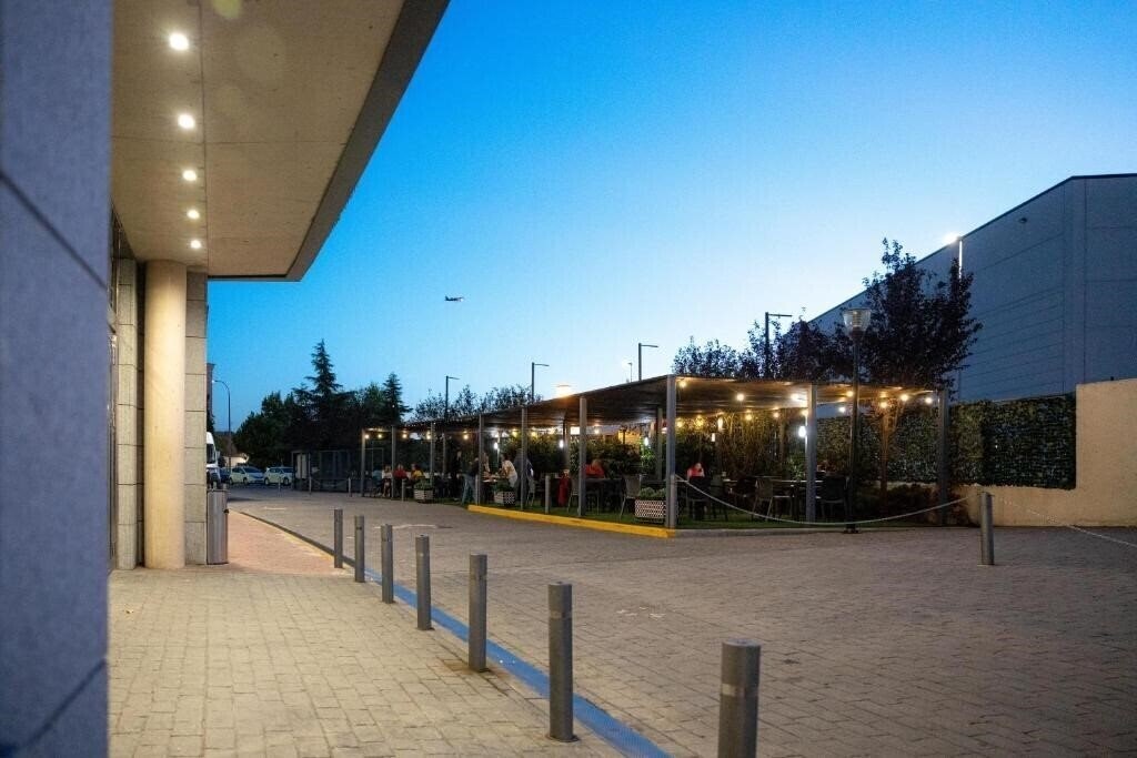 Зображення Avant Aeropuerto 4*
