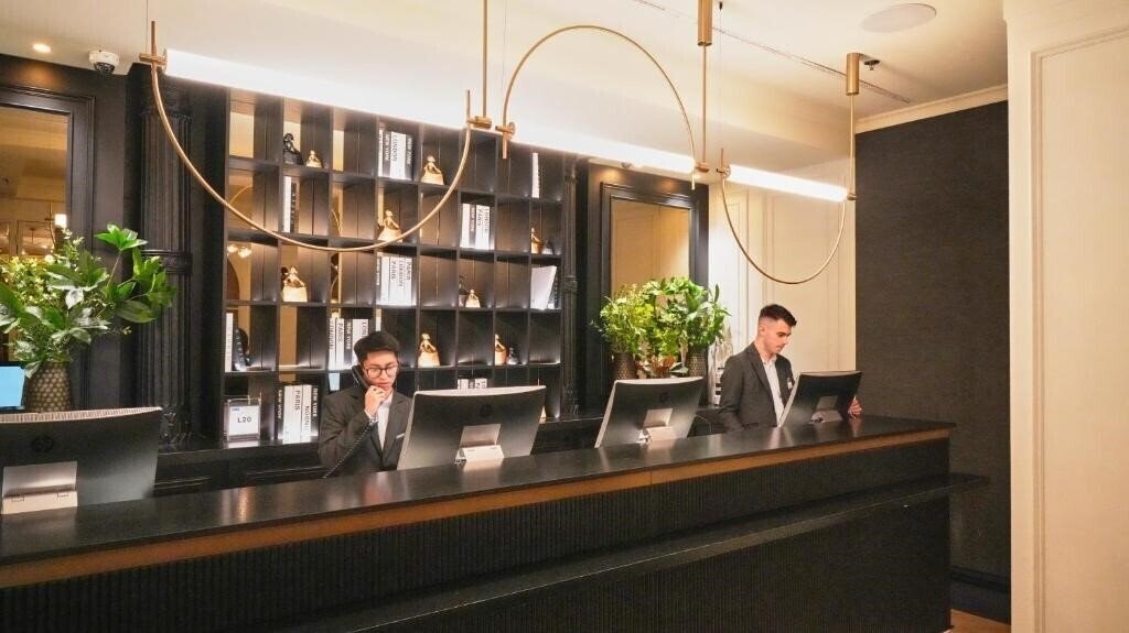 Отель Regina 3*