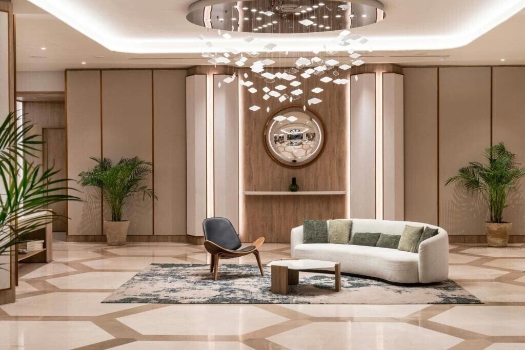 Готель Princesa Plaza 4*