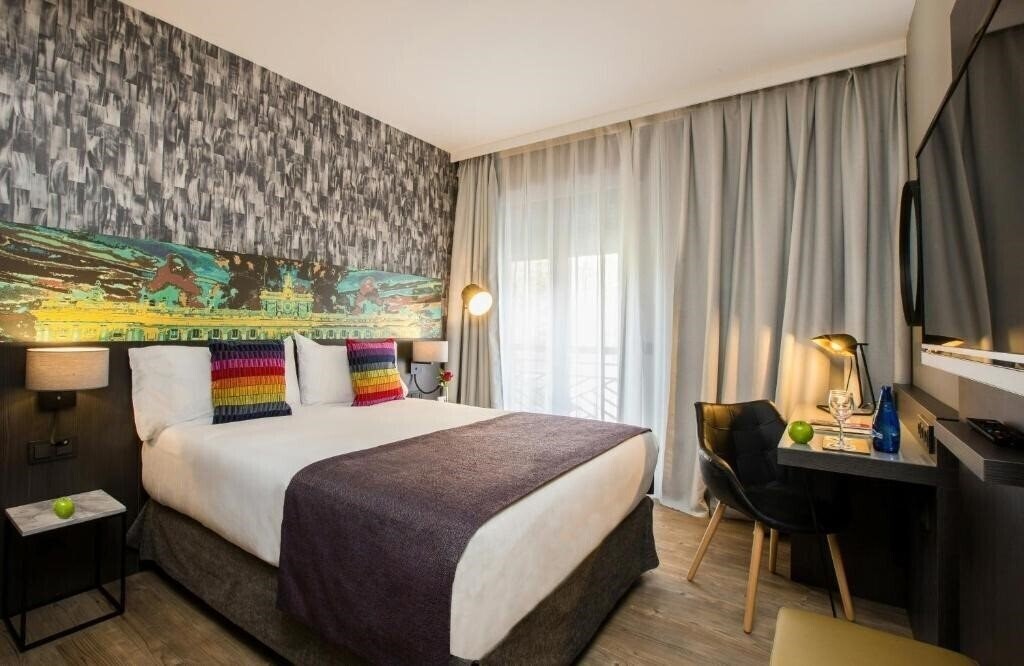 Готель Leonardo Boutique Hotel Madrid 3*