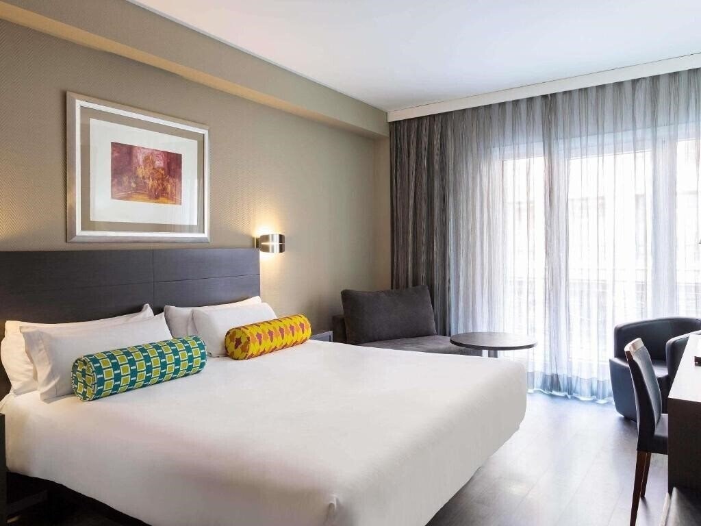 Фото Mercure Madrid Centro 4*