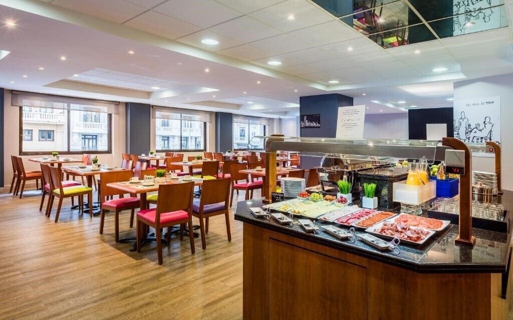 Изображение Hotel Madrid Centro Affiliated by Melia 3*