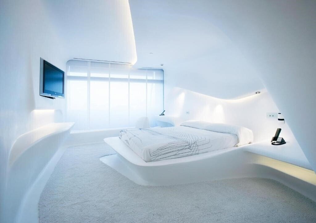 Готель Puerta America Madrid 5*