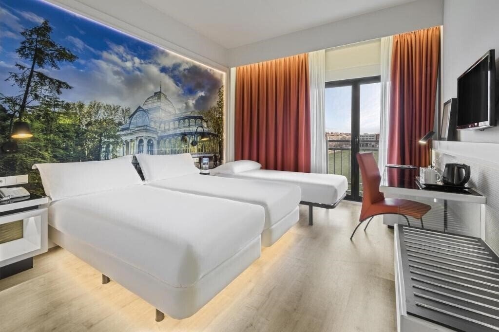 Фото Elba Madrid Alcala 4*