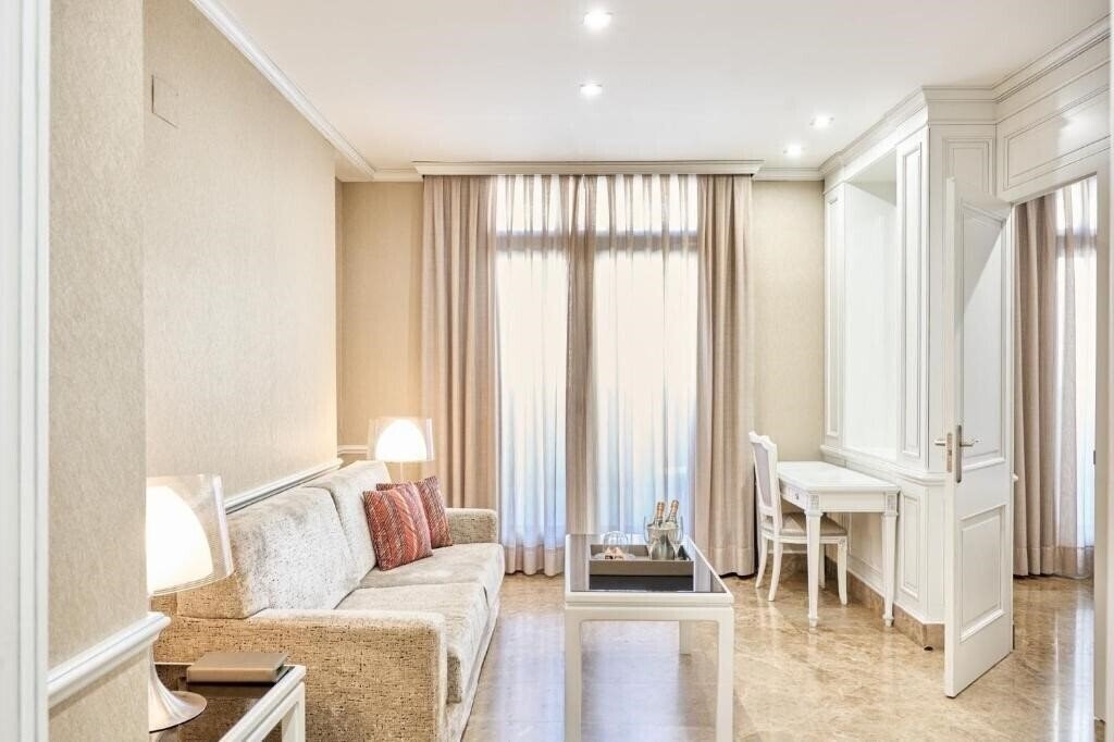 Зображення Vp Jardin De Recoletos 4*