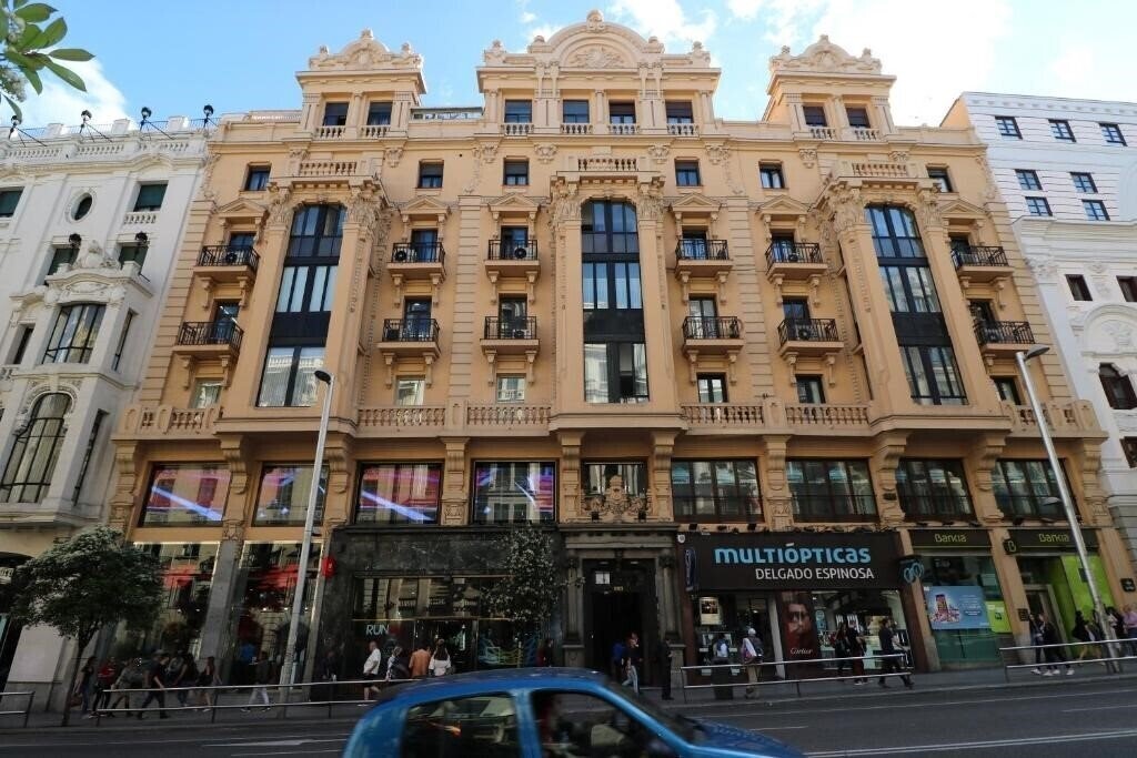 Готель Hispano Argentino Gran Via Hostal 3*