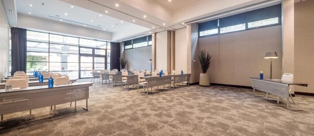 Картинка Ilunion Pio XII 4*