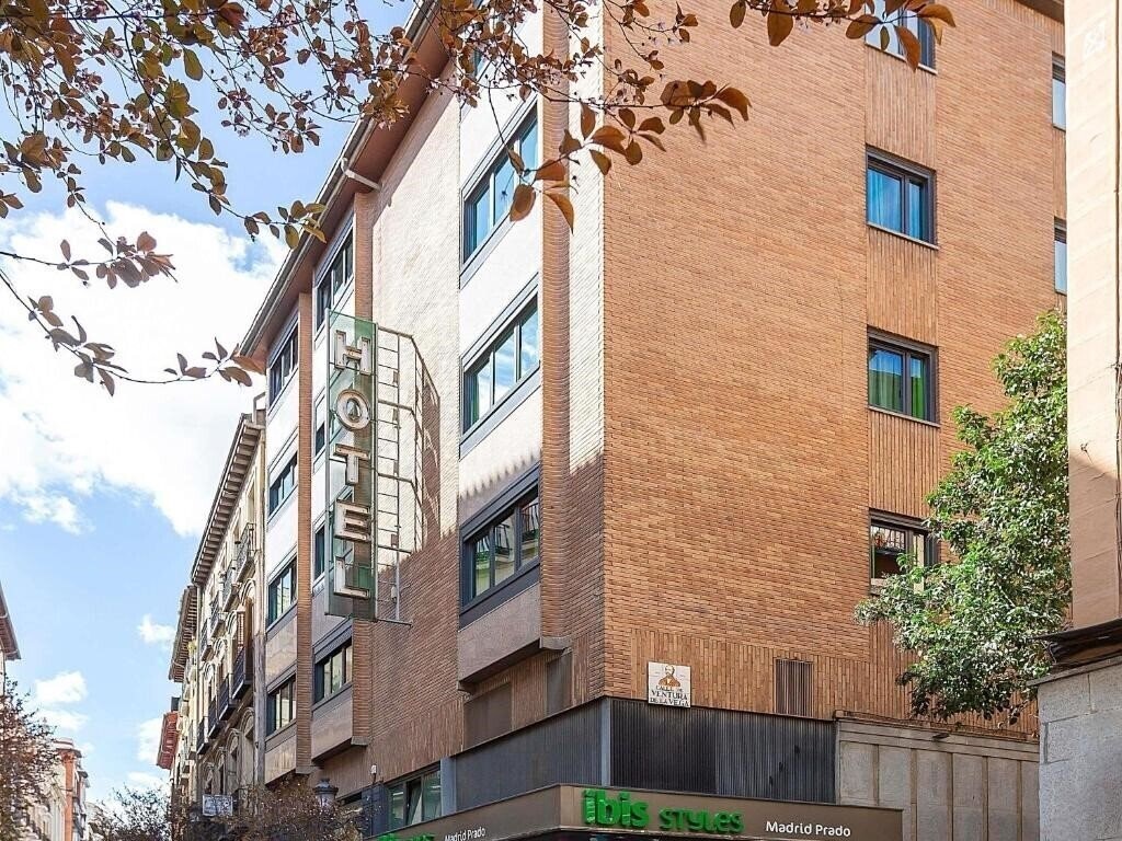 Фотография Ibis Styles Madrid Prado 3*