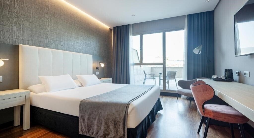 Фото Ilunion Alcala Norte 4*
