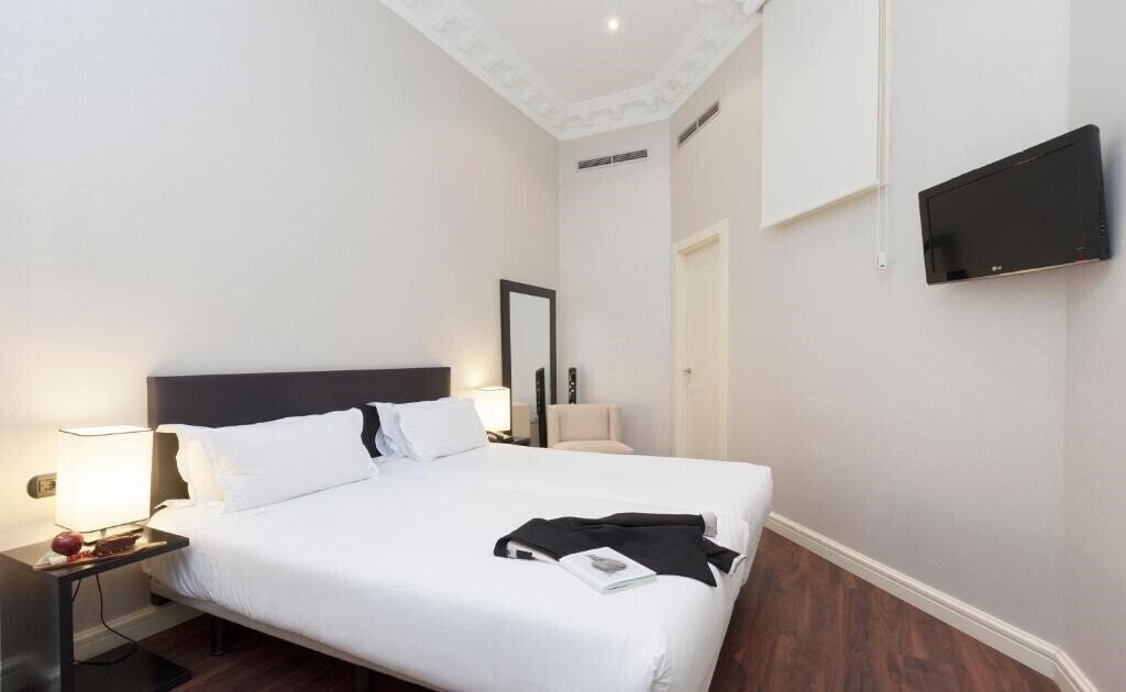 Картинка Innside Madrid Genova 4*
