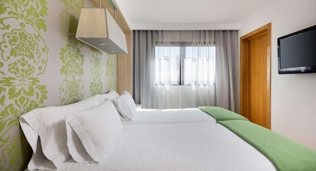 Фото Nh Ciudad Real 4*