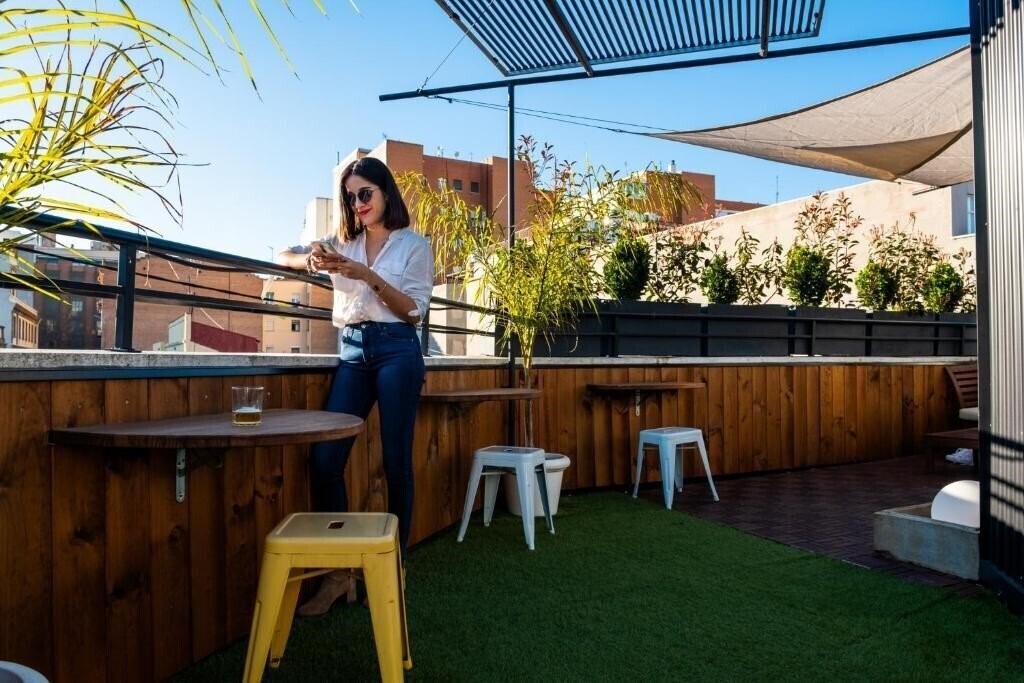 Фотографія Far Home Bernabeu 2*