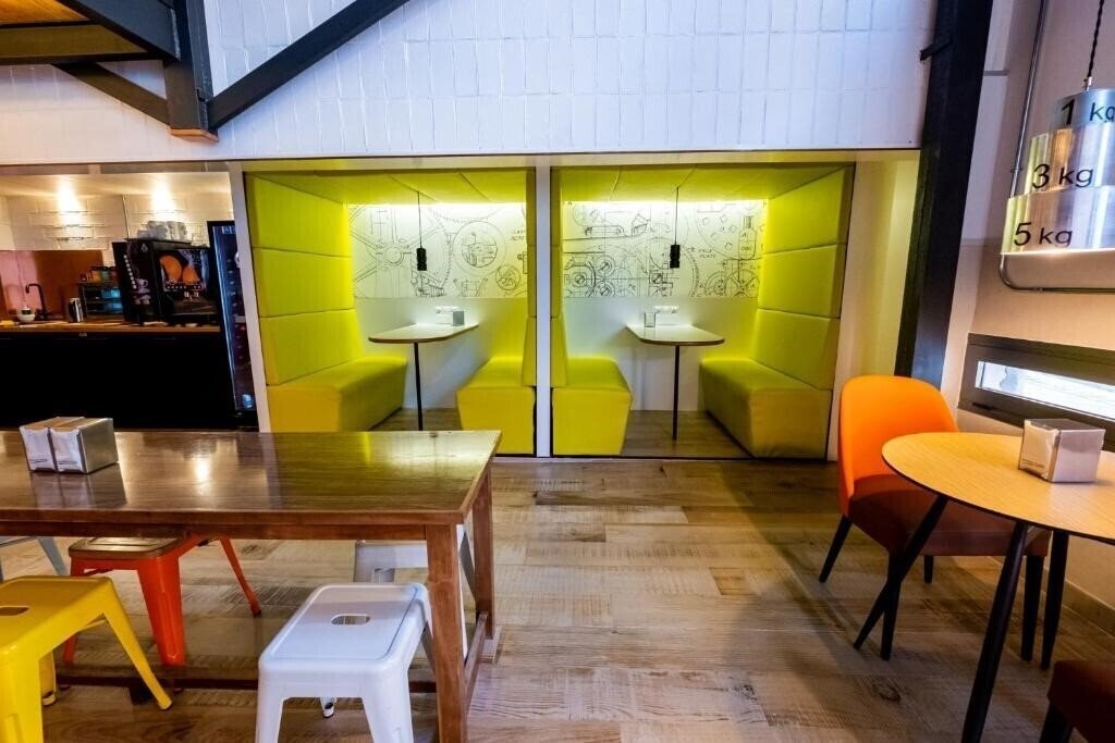 Картинка Far Home Bernabeu 2*