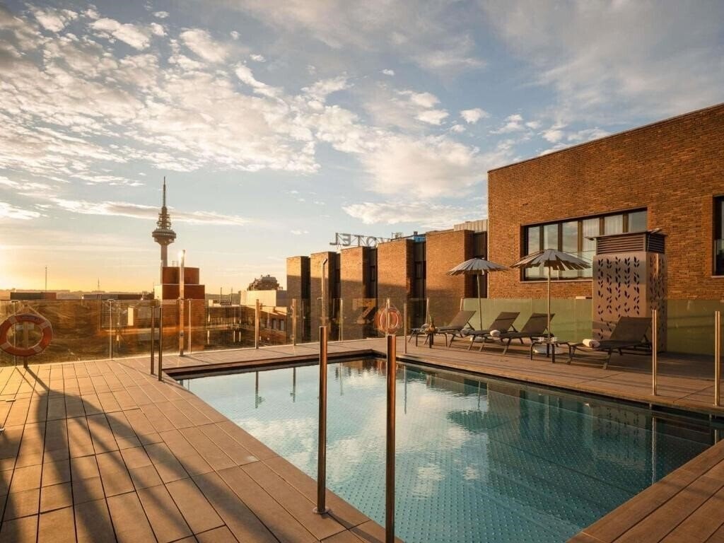 Фото Novotel Madrid Center 4*