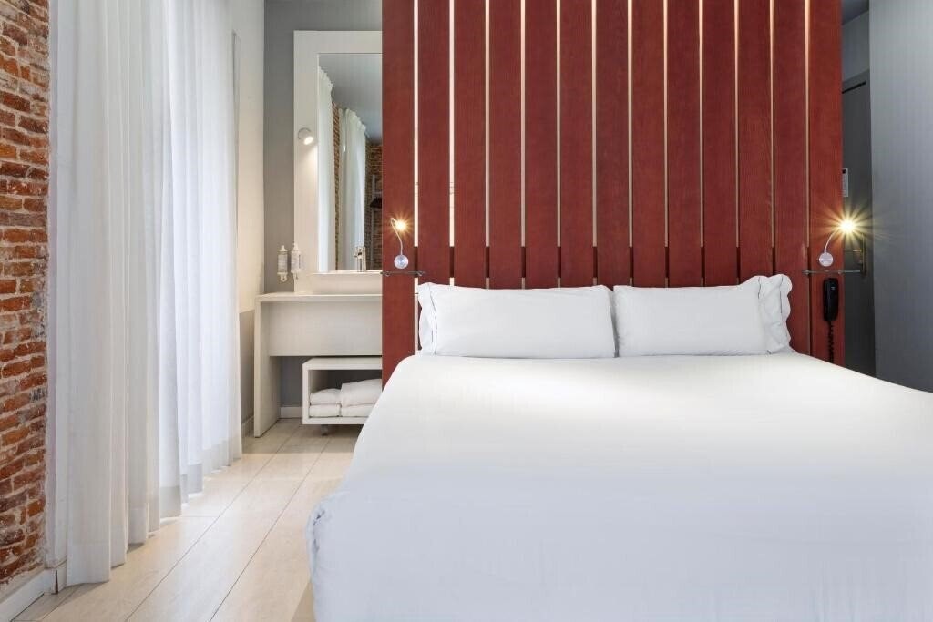 Отель B&B Hotel Madrid Centro Fuencarral 52 3*