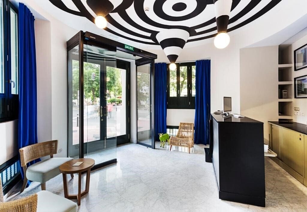 Фотографія One Shot Luchana 22 4*