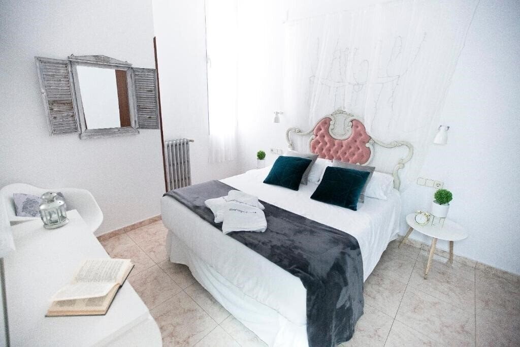 Зображення Hostal Vazquez De Mella 2*