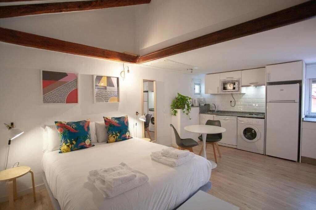 Фото Gran Central Suites 3*