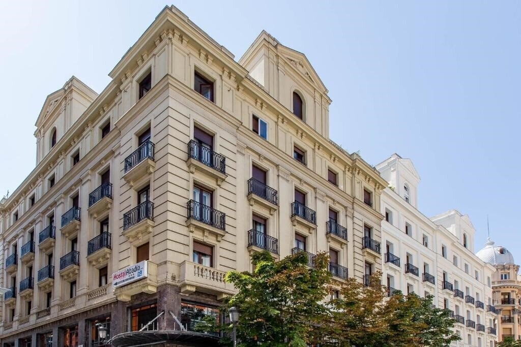 Готель Hostal Abadia Madrid 3*