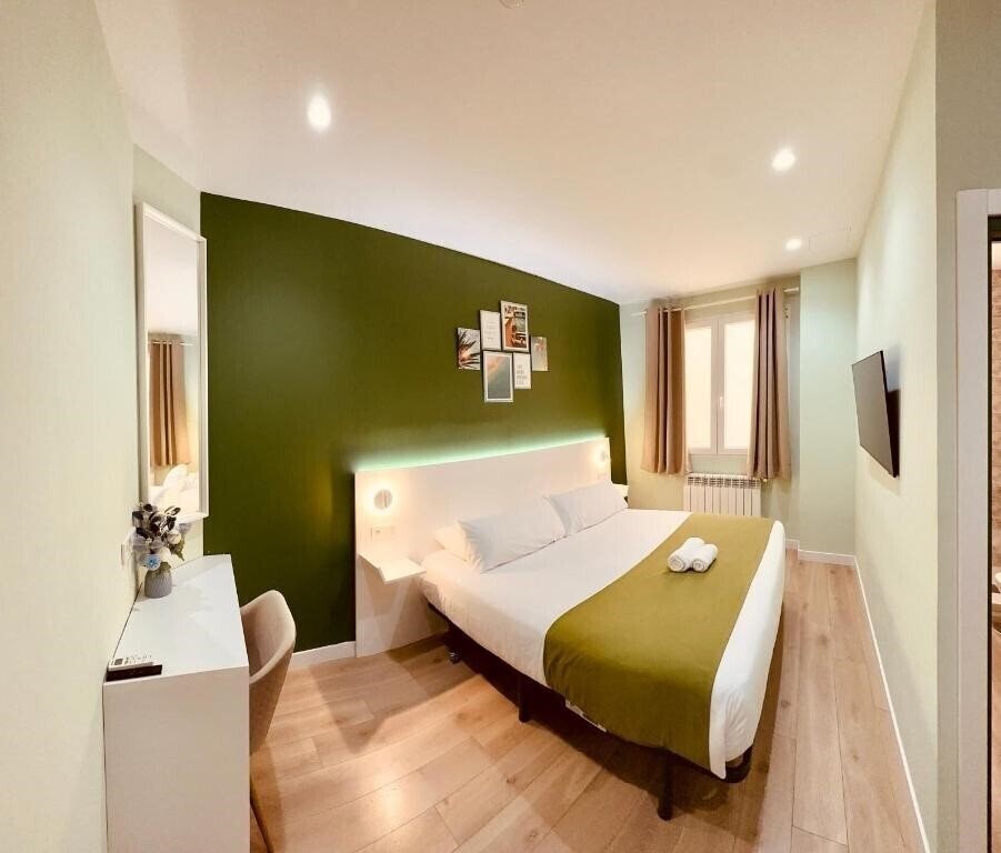Фотографія Hostal Abadia Madrid 3*