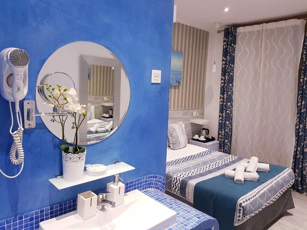 Фотография Hostal Main Street Madrid 3*