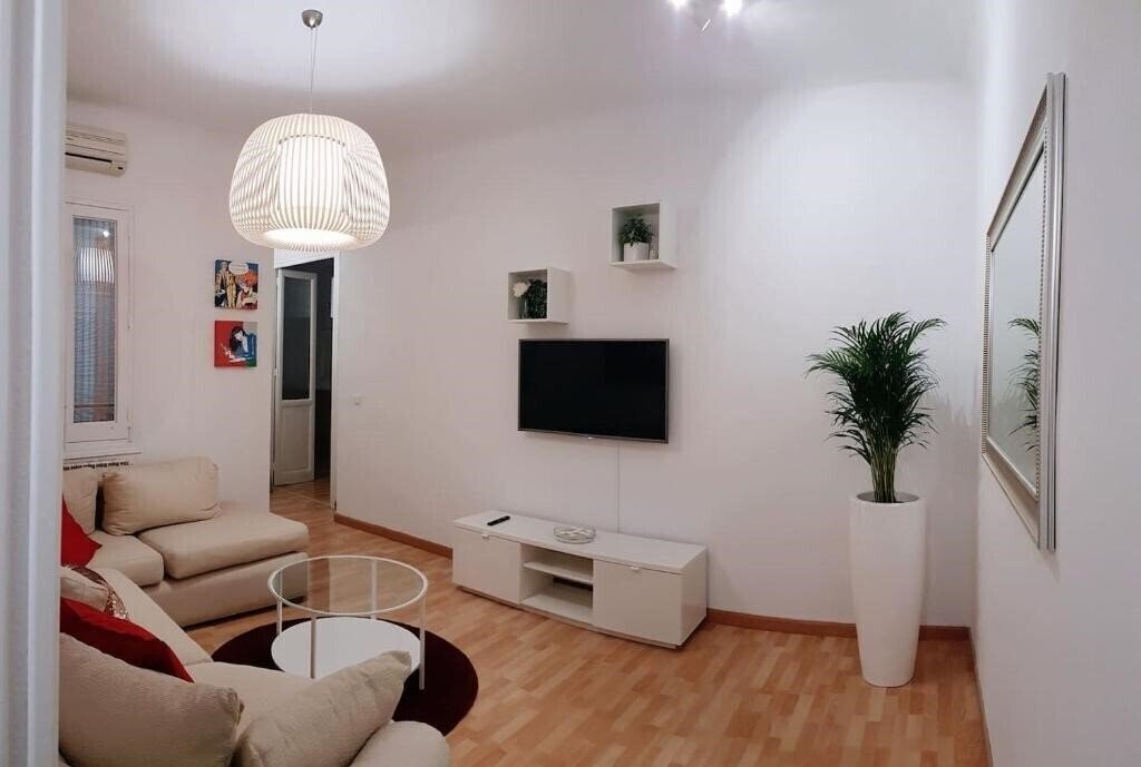 Фотографія Madrid Centro La Latina Plaza Mayor 3*