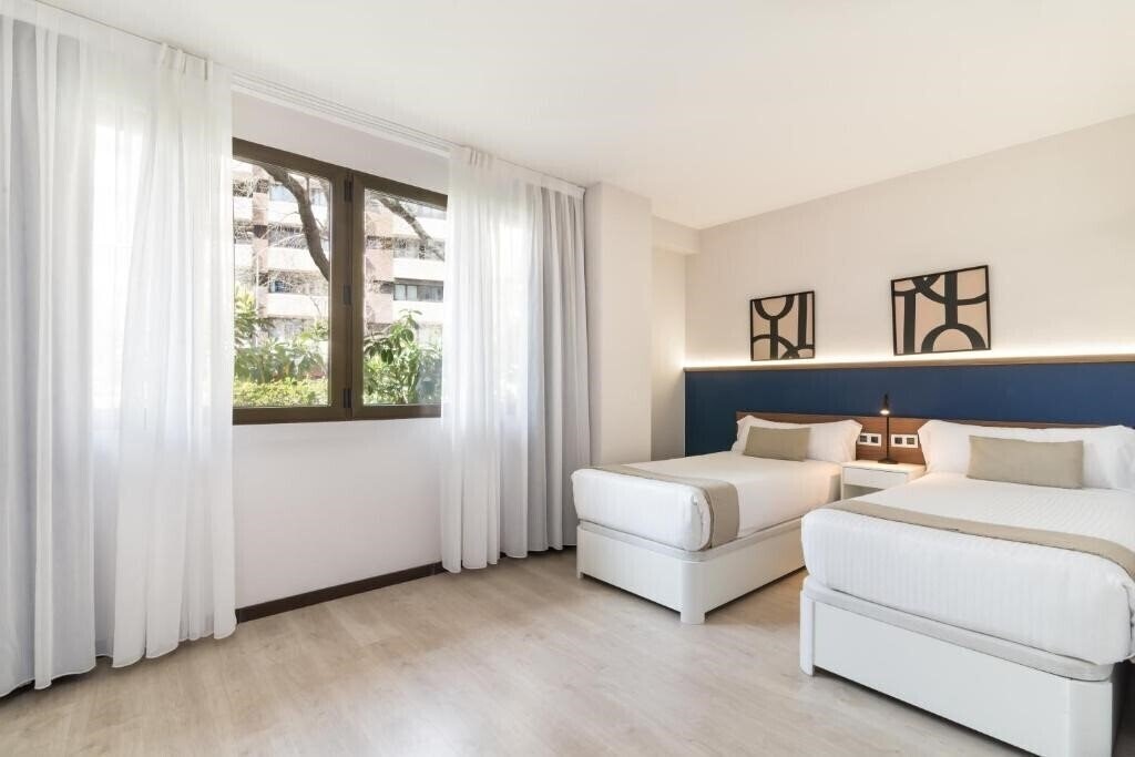 Фото Roisa Hostal Boutique 3*