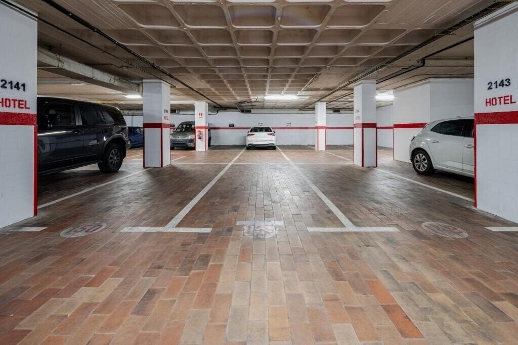 Картинка Hotel Luze Castellana 3*