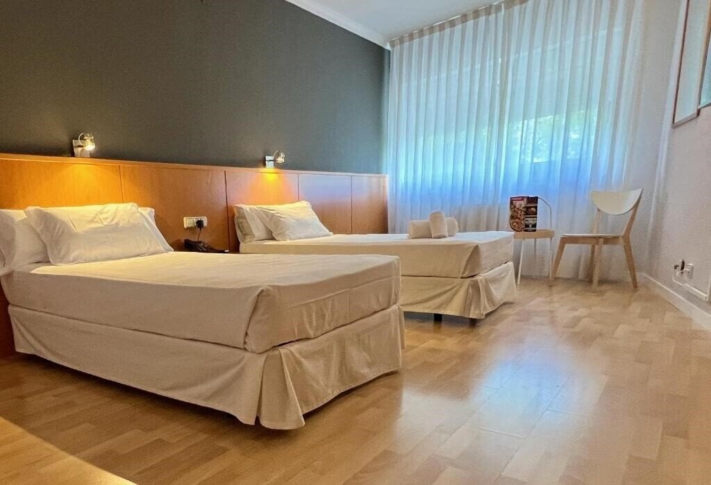 Фото AP Hotel & Parking Madrid Aeropuerto 3*