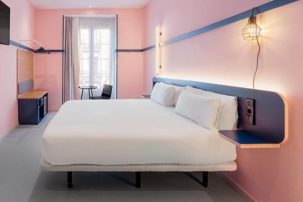 Фото B&B Hotel Madrid Centro Plaza Mayor 2*