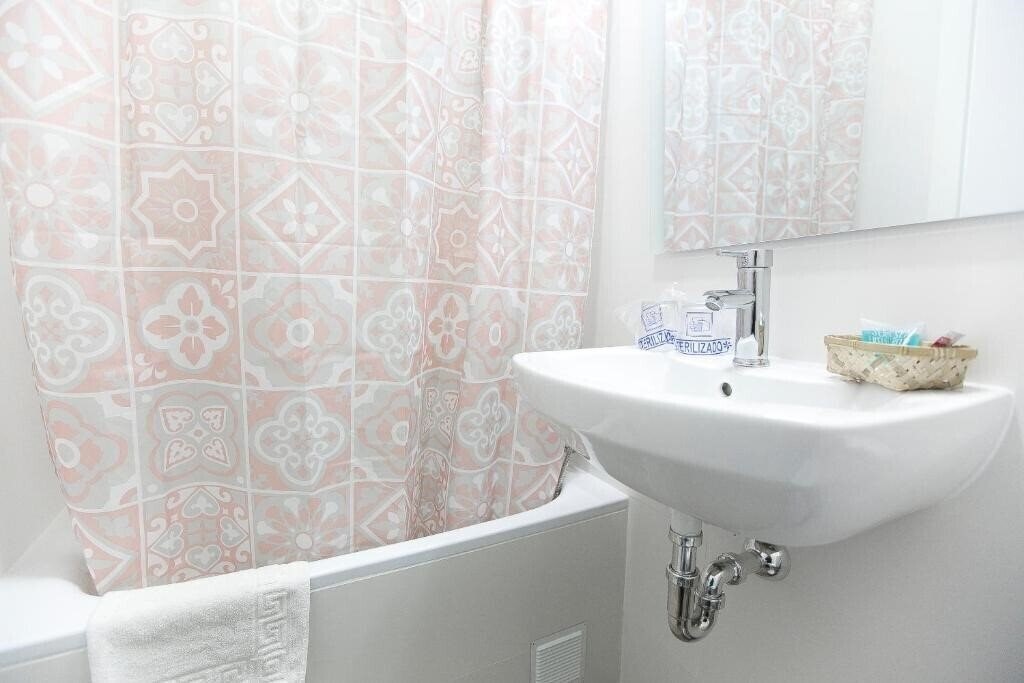 Фотографія Hostal La Banezana 2*