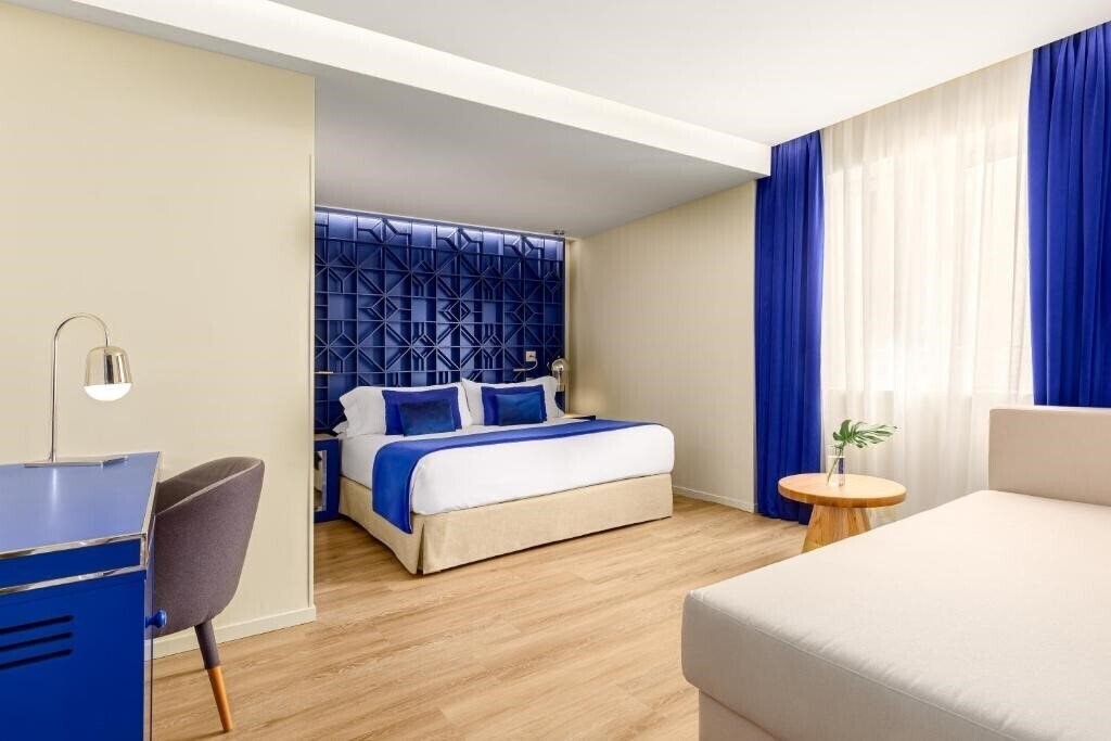 Зображення Room Mate Macarena - Gran Via 3*