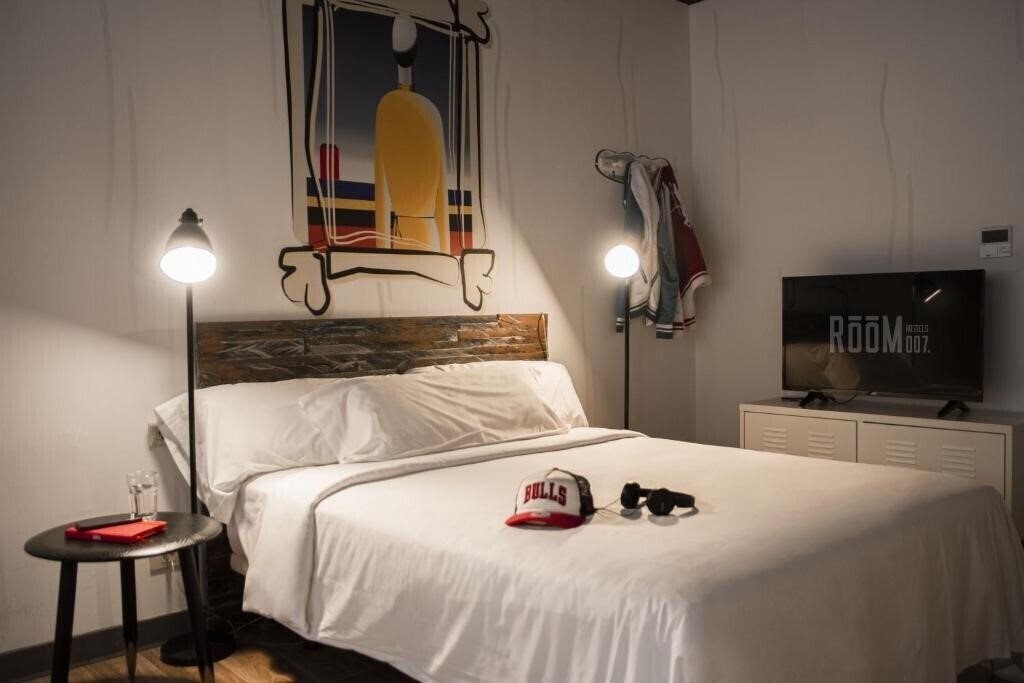 Готель Room007 Ventura Hostal 2*