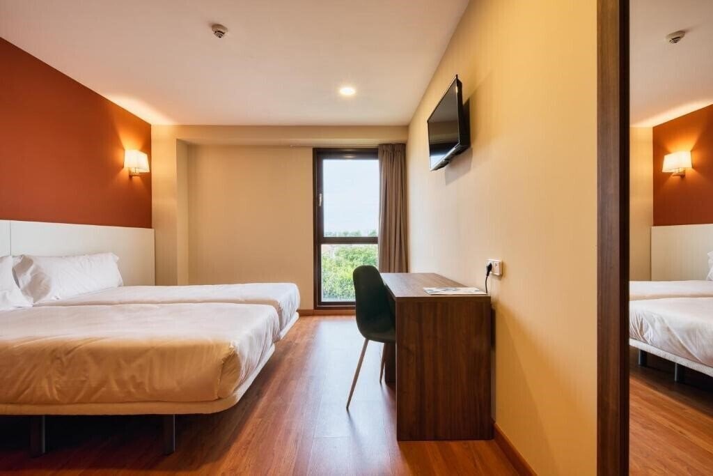 Фото Checkin Madrid Mostoles 4*