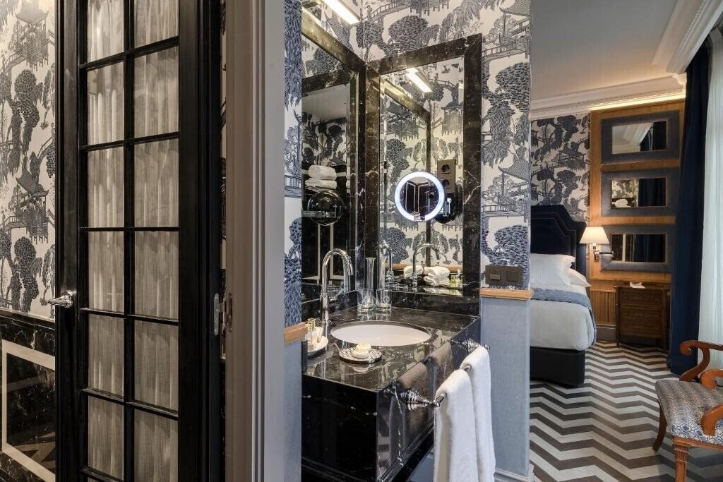 Фото Relais & Chateaux Heritage Madrid 5*