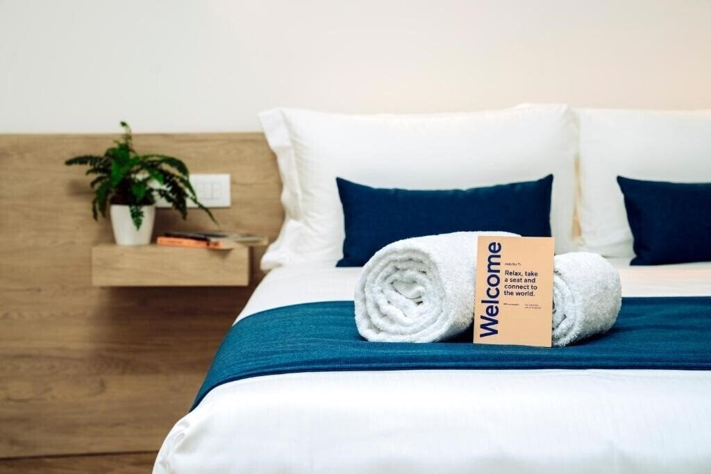 Отель Air Rooms Madrid by HelloSky 4*