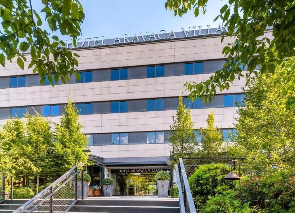 Готель Hotel Aravaca Village 4*