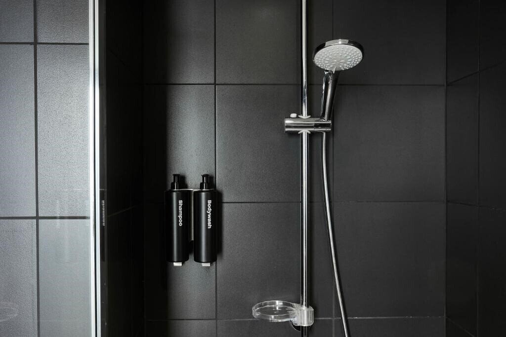 Фотографія The Social Hub Madrid (ex. The Student Hotel, La Imprenta) 4*