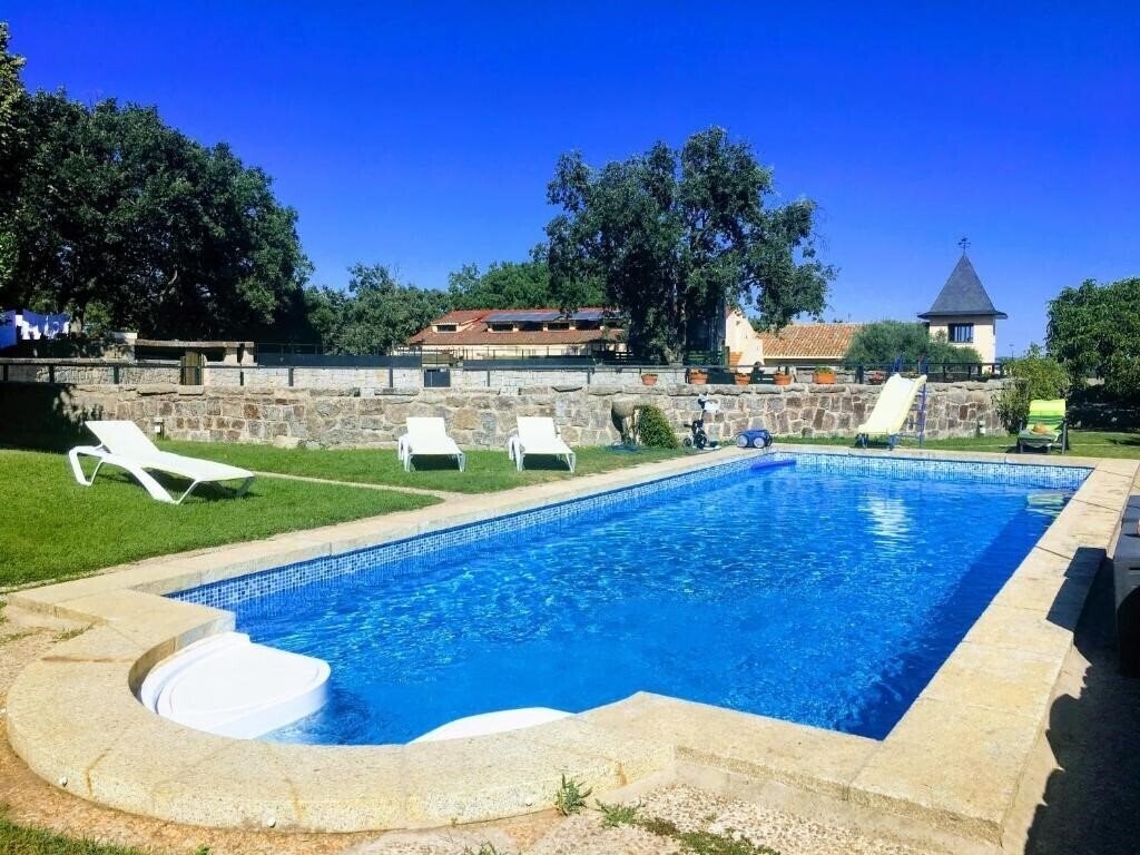 Отель B&B Yeguada La Parrilla 3*
