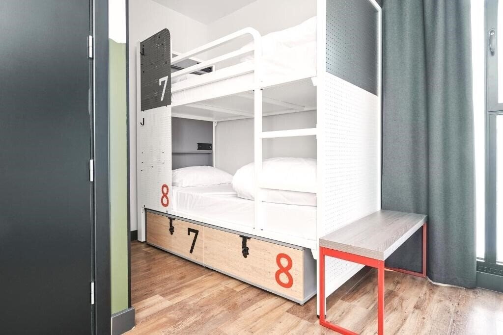 Картинка Generator Madrid 3*